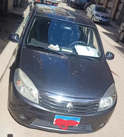 Used Renault Sandero 4 Door 1.6L Automatic 2013 Used Renault Sandero 4 Door 1.6L Automatic 2013 used_cars.forSale