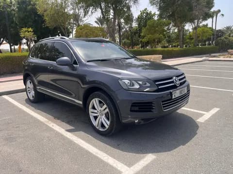 فولكس فاجن طوارق R-Line 2015 مستعملة فولكس فاجن طوارق R-Line 2015 مستعملة used_cars.forSale