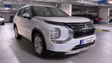 ميتسوبيشي أوت لاندر 2025 مستعملة ميتسوبيشي أوت لاندر 2025 مستعملة used_cars.forSale