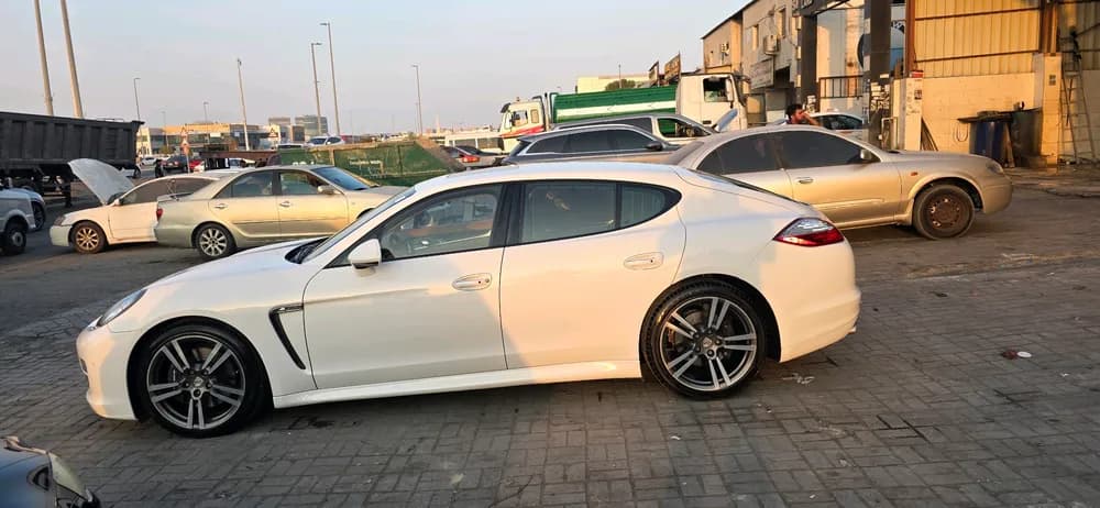 Used Porsche Panamera 4 2011