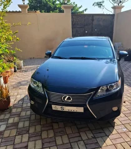 لكزس الفئة إي أس 2013 مستعملة لكزس الفئة إي أس 2013 مستعملة used_cars.forSale