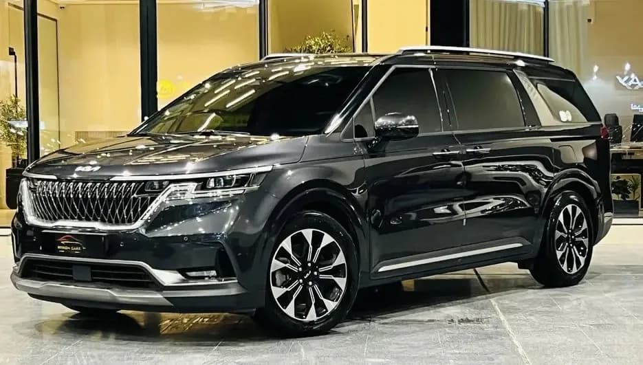 Used Kia Carnival 2022