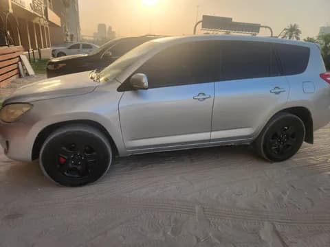 تويوتا راف4 4 Door 2.4L 2009 مستعملة تويوتا راف4 4 Door 2.4L 2009 مستعملة used_cars.forSale