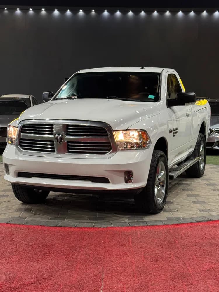 رام 1500 1500 SLT Quad Cab 5.7L 2019 مستعملة