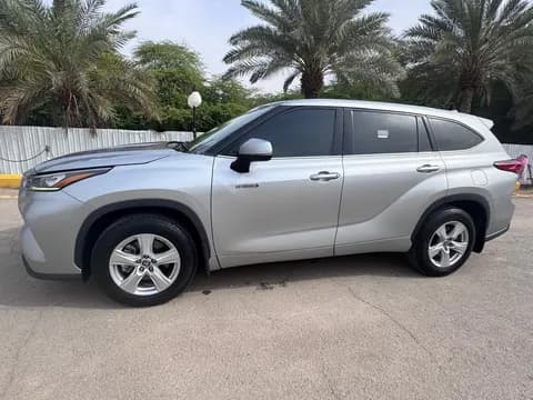 Used Toyota Highlander 2.5L Hybrid LE (FWD) 2020 Used Toyota Highlander 2.5L Hybrid LE (FWD) 2020 used_cars.forSale