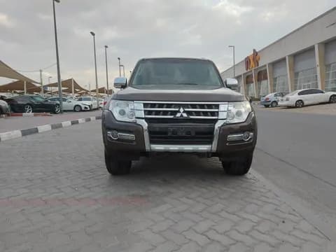 Used Mitsubishi Pajero 3.5L 5 Door Mid 2017 Used Mitsubishi Pajero 3.5L 5 Door Mid 2017 used_cars.forSale