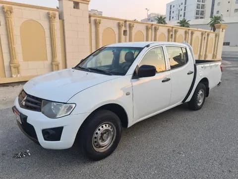 Used Mitsubishi L200 Double Cab 2011 Used Mitsubishi L200 Double Cab 2011 used_cars.forSale