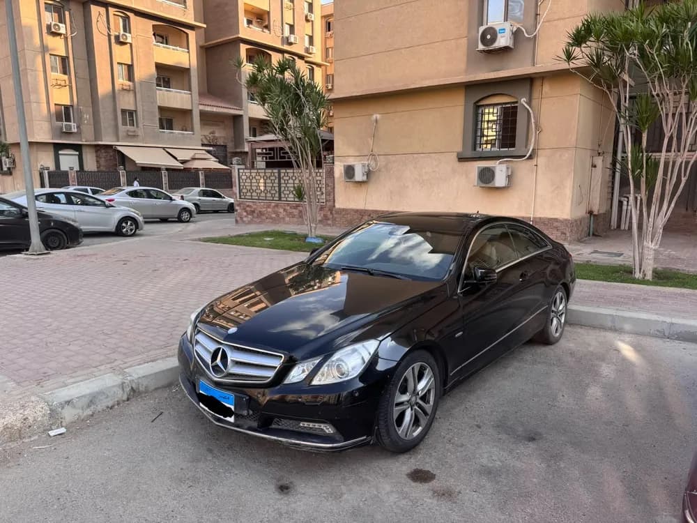Used Mercedes-Benz E-Class 200 2010