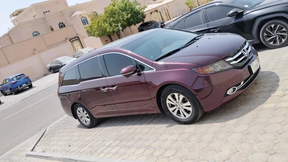 Used Honda Odyssey 2014