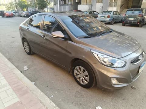 هيونداي أكسينت 1.6L 2021 مستعملة هيونداي أكسينت 1.6L 2021 مستعملة used_cars.forSale