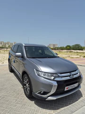 ميتسوبيشي أوتلاندر 2.4L GLX Full Option (7-Seater) 2016 مستعملة ميتسوبيشي أوتلاندر 2.4L GLX Full Option (7-Seater) 2016 مستعملة used_cars.forSale