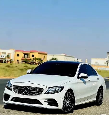 مرسيدس بنز الفئة سي C200 2019 مستعملة مرسيدس بنز الفئة سي C200 2019 مستعملة used_cars.forSale